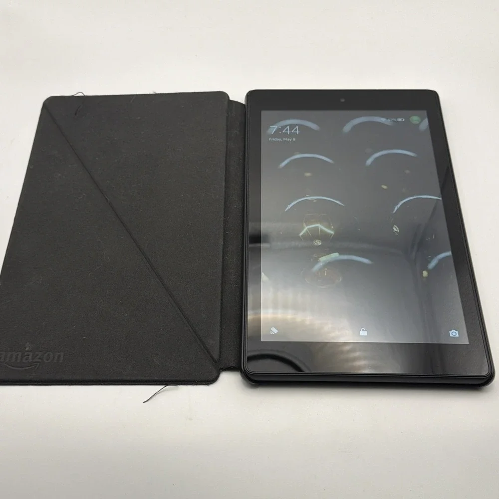 Kindle Fire HD 8 6th Generation 12GB PR53DC Tablet Black - Tested And Working